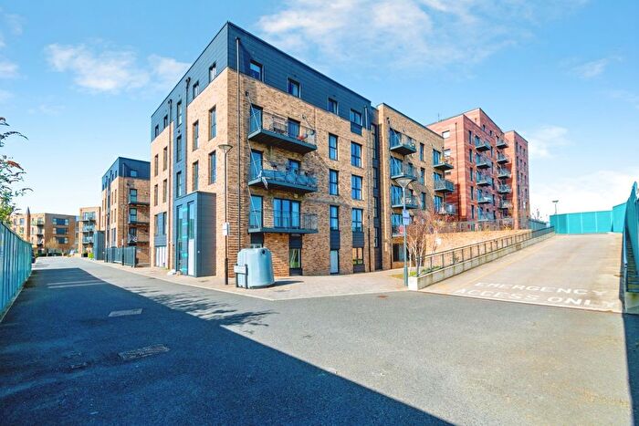 1 Bedroom Flat For Sale In Thomas Blake Avenue, Southampton, Hampshire, SO14