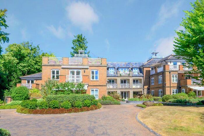 2 Bedroom Retirement Property For Sale In Turnpike Court, Hett Close, Haywards Heath, RH17