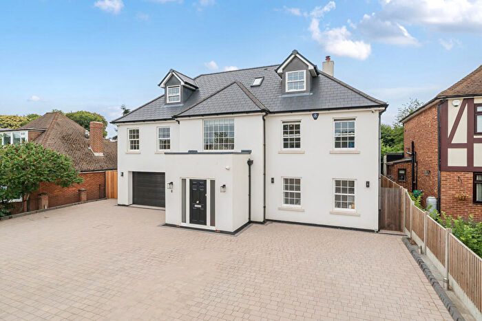 5 Bedroom Detached House For Sale In Kit Hill Avenue, Chatham, ME5