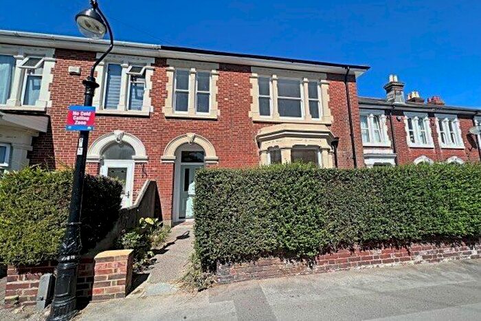 4 Bedroom Property To Rent In West Road, Southampton, SO19