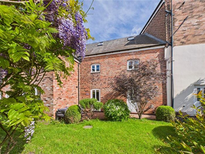 2 Bedroom Town House For Sale In Ashbourne Road, Derby, DE22