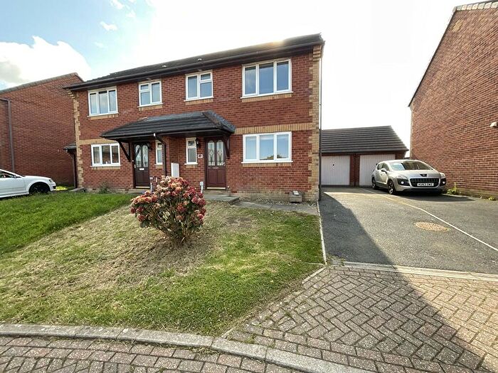 3 Bedroom Semi-Detached House To Rent In Elizabeth Road, Bude, EX23