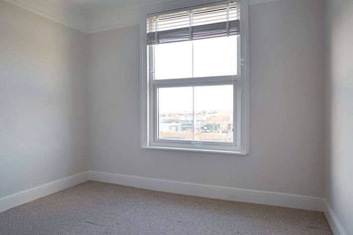 1 Bedroom Flat To Rent In Fonthill Road, Hove, BN3