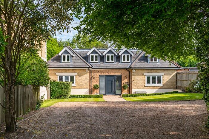4 Bedroom Detached House For Sale In Redhill, RH1