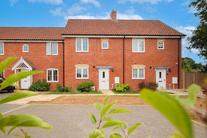 3 Bedroom Terraced House For Sale In John Allison Avenue, Holt, NR25