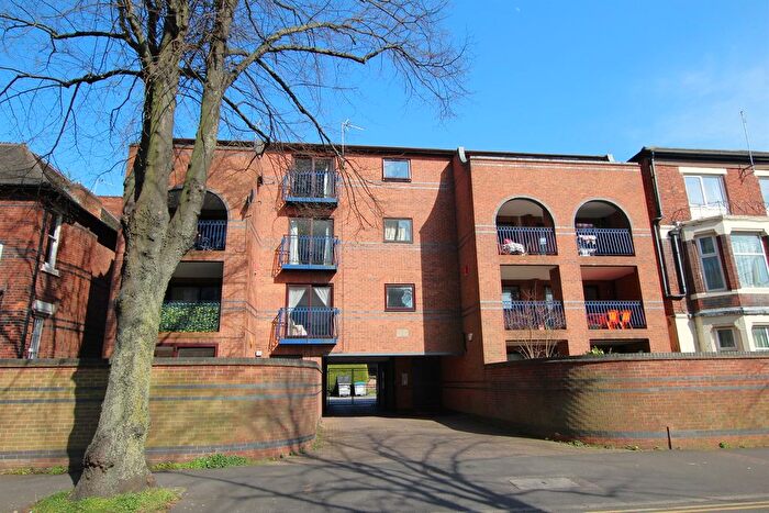 2 Bedroom Flat To Rent In The Boundary, Fox Road, NG2