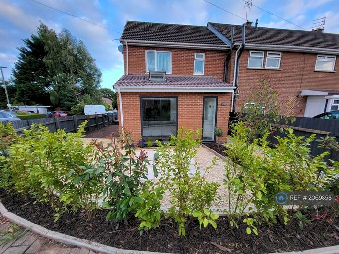 2 Bedroom End Of Terrace House To Rent In Newborough Avenue, Llanishen, Cardiff, CF14
