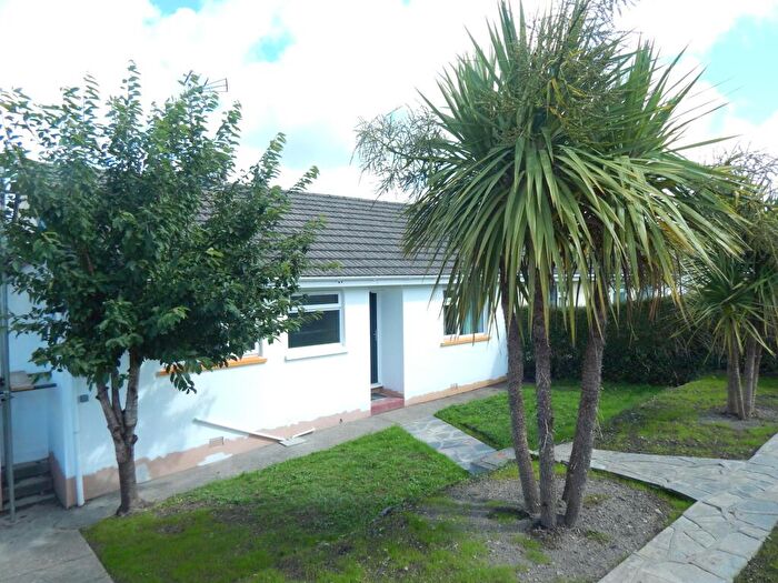 2 Bedroom Bungalow To Rent In Chanters Hill, Barnstaple, EX32