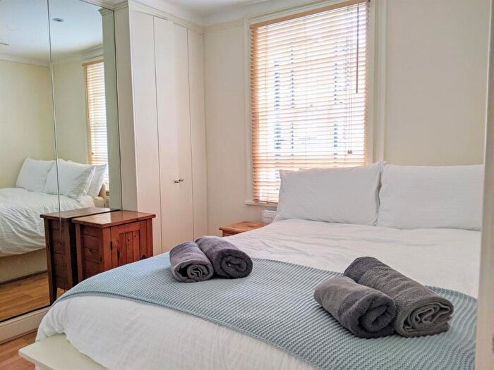 1 Bedroom Flat To Rent In Ivor Place, Marylebone, London, NW1