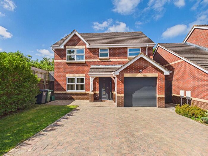 4 Bedroom Detached House For Sale In Ruspidge Close, Abbeymead, Gloucester, GL4