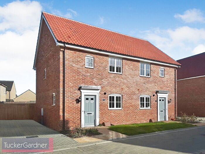 3 Bedroom Semi-Detached House To Rent In Sloe Gardens, Ely, CB6