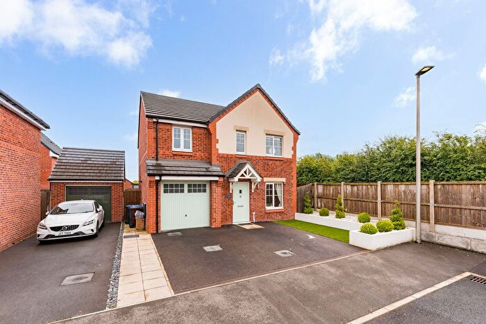 4 Bedroom Detached House For Sale In East Field Drive, Golborne, WA3