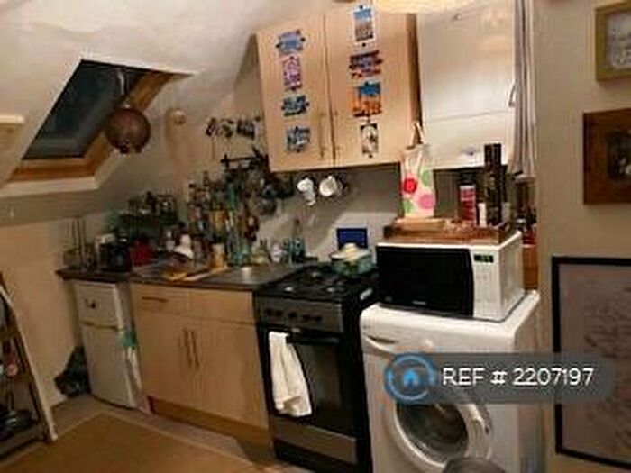 1 Bedroom Flat To Rent In Cotham Road, Bristol, BS6