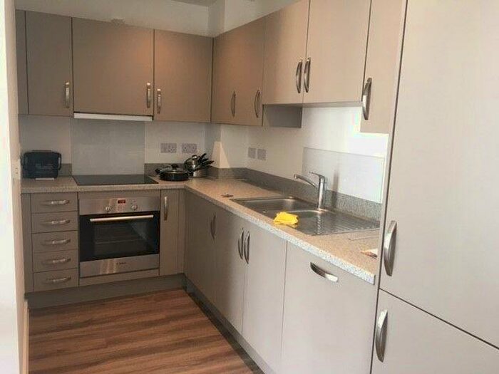 Studio To Rent In Leopold House, Percy Terrace, Bath, BA2