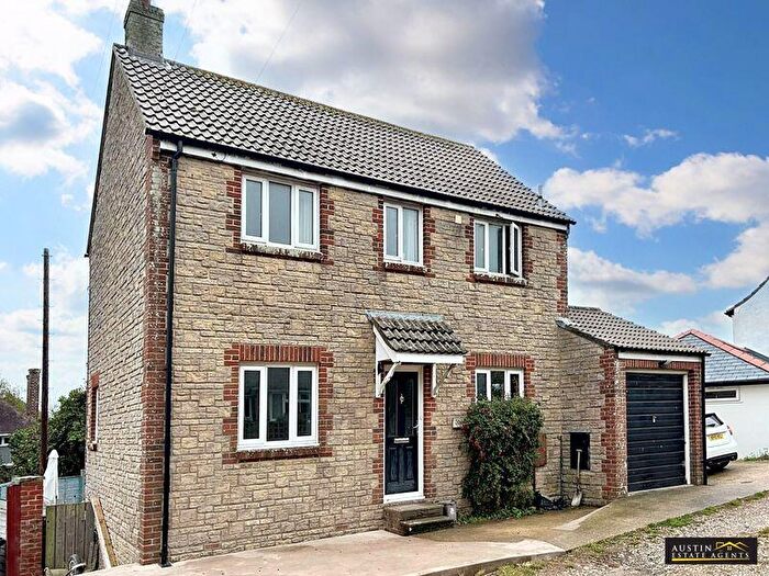 3 Bedroom Detached House For Sale In West Street, Chickerell, Weymouth, Dorset, DT3