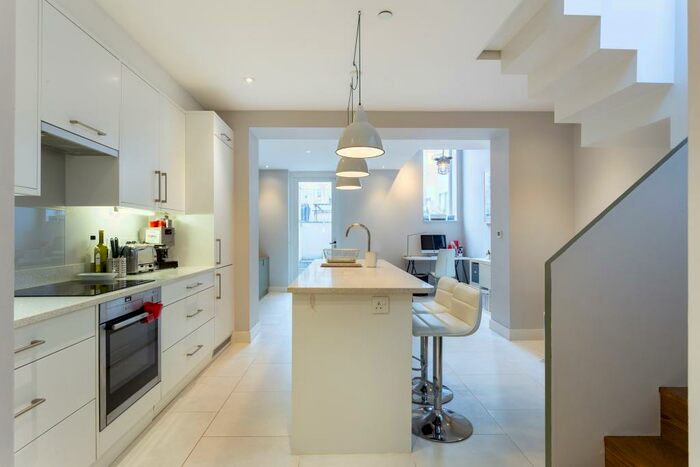 1 Bedroom Apartment To Rent In Pearson Street, London, E2