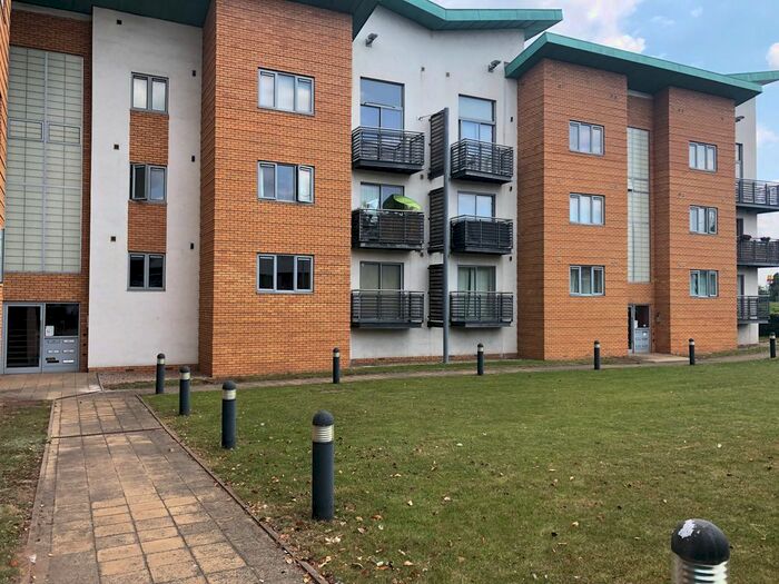 2 Bedroom Flat To Rent In The Embankment, Brierley Hill, DY5