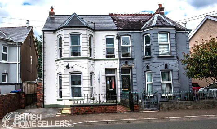 4 Bedroom Semi-Detached House For Sale In College Street, Ammanford, Carmarthenshire, SA18