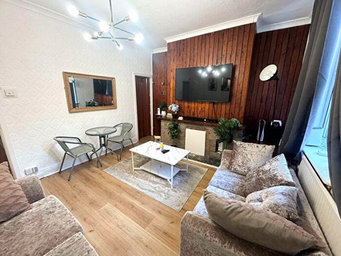 2 Bedroom Terraced House To Rent In Keswick Grove, Salford, M6