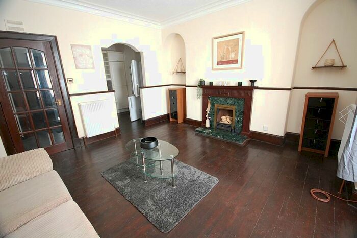 1 Bedroom Flat To Rent In Holburn Road, City Centre, Aberdeen, AB10