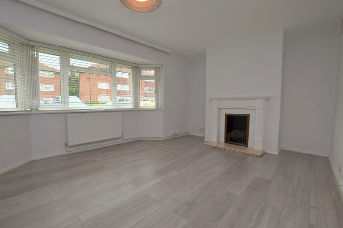 2 Bedroom Flat To Rent In Newlands Park Sydenham, SE26