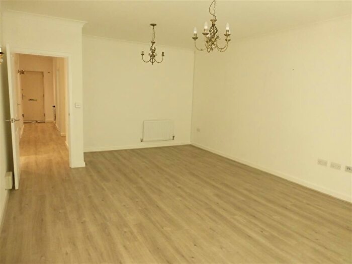 2 Bedroom Bungalow To Rent In Nightingale Lane, Barnham, Bogor Regis, PO22