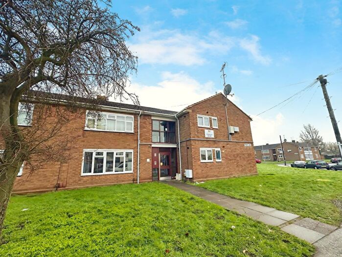 2 Bedroom Flat For Sale In Stubby Lane, Wednesfield, Wolverhampton, WV11