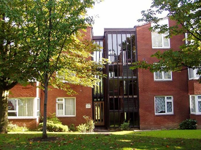 2 Bedroom Flat To Rent In Dalford Court, Telford, TF3