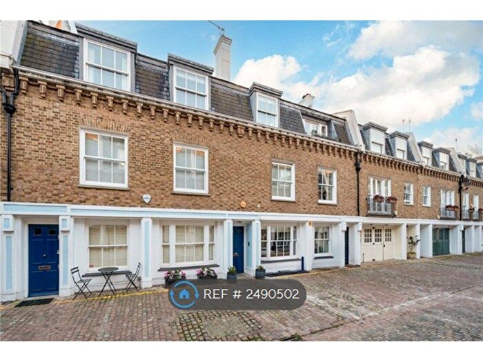 2 Bedroom Flat To Rent In Redcliffe Mews, London, SW10