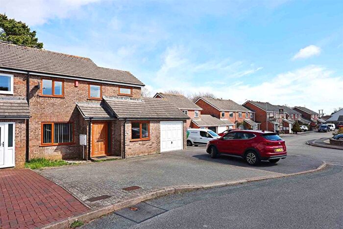 4 Bedroom End Of Terrace House For Sale In Penlee Park, Torpoint, Cornwall, PL11