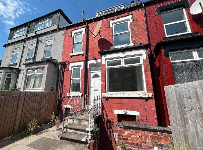 2 Bedroom Terraced House To Rent In Clifton Terrace, Harehills, Leeds, West Yorkshire, LS9