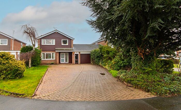 4 Bedroom Detached House For Sale In Chatsworth Place, Peterborough, PE3