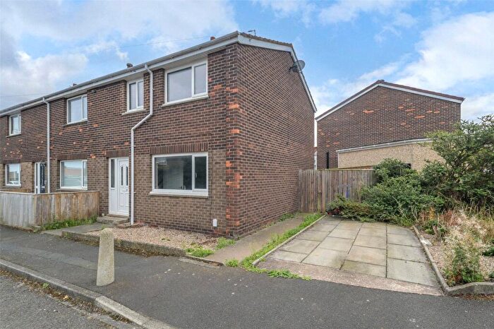 3 Bedroom End Of Terrace House To Rent In Crumstone, Seahouses, Northumberland, NE68