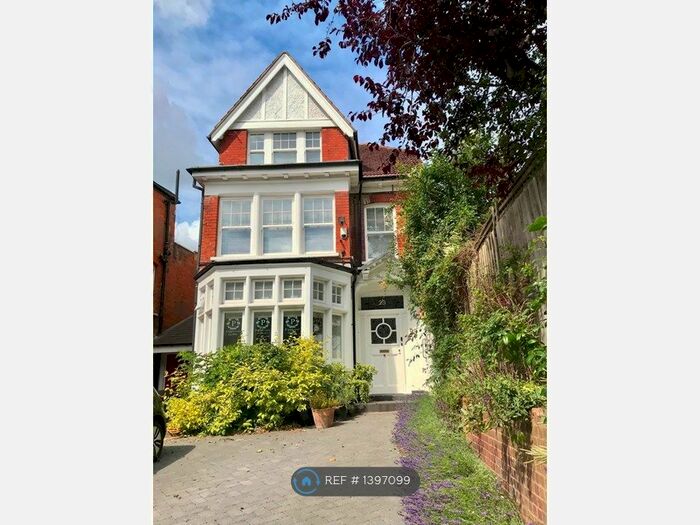 3 Bedroom Flat To Rent In Muswell Hill, London, N10
