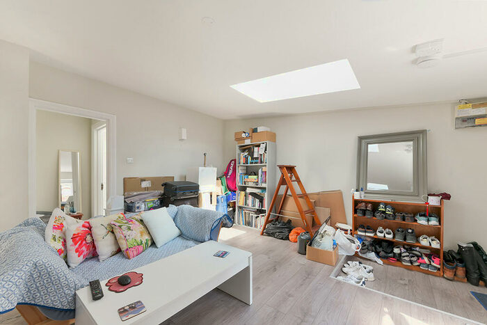 1 Bedroom Apartment To Rent In Shillington Old School, Battersea London, SW11