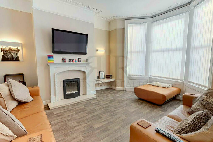 4 Bedroom Terraced House To Rent In Lily Mews, London, SE11