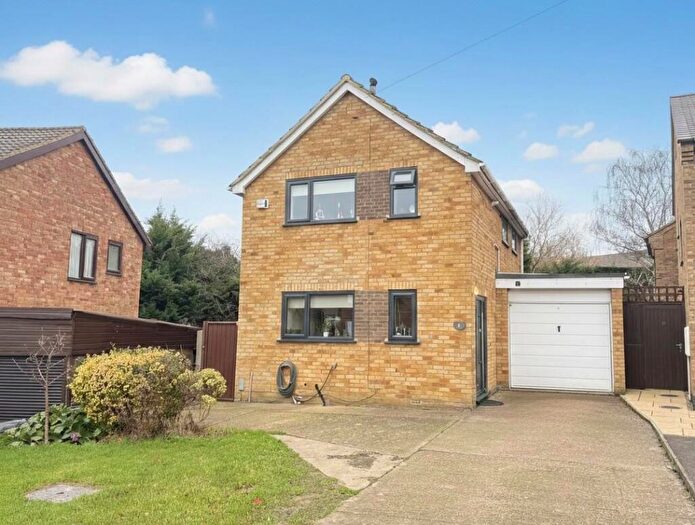 3 Bedroom Detached House For Sale In Tarrant Way, Moulton, Northampton, NN3
