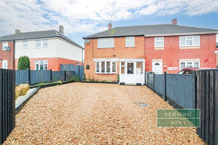 3 Bedroom Semi Detached House For Sale In Collyer Road Calverton, Nottingham, NG14