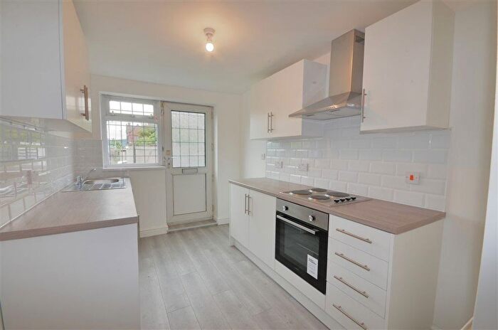 2 Bedroom Terraced House To Rent In Banks Garth Cottages, Knottingley, WF11