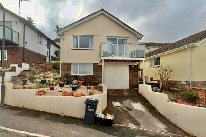 3 Bedroom Property To Rent In Haywain Close, Torquay, TQ2