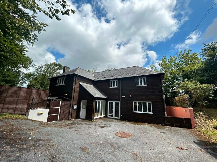 6 Bedroom Detached House To Rent In Lancaster Gardens, Plymouth, PL5