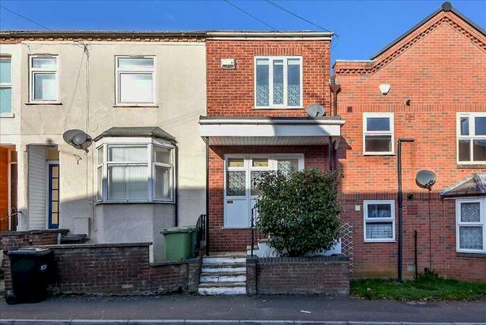 1 Bedroom Apartment To Rent In Havelock Street, Wellingborough, NN8