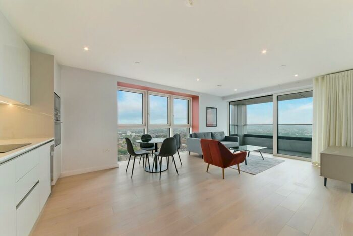 2 Bedroom Apartment To Rent In Hurlock Heights, Elephant Park, Elephant & Castle, SE17