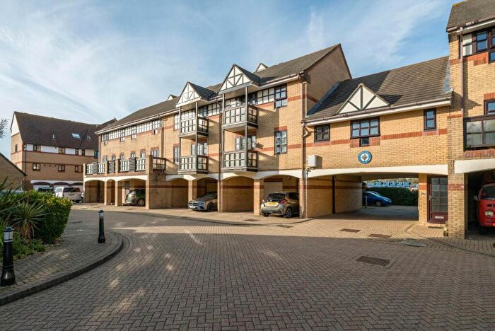 2 Bedroom Apartment To Rent In Emerald Quay, Shoreham-By-Sea, BN43