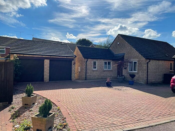 2 Bedroom Bungalow For Sale In Broctone Drive, Broughton Astley, Leicester, LE9