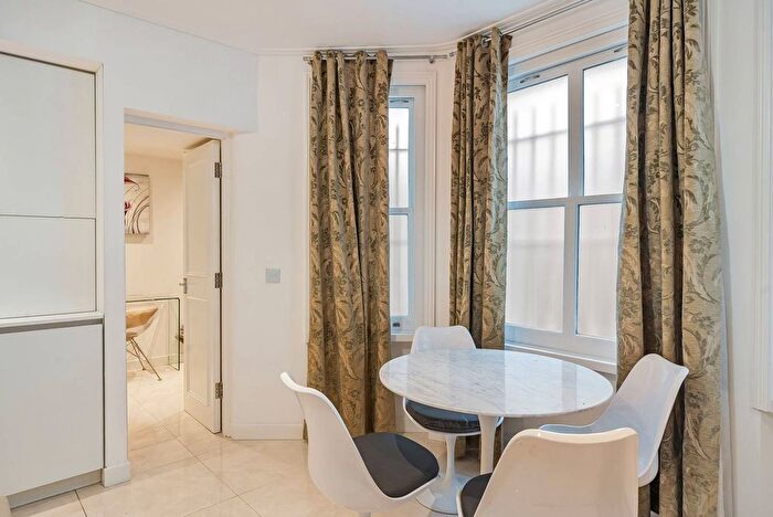 1 Bedroom Flat For Sale In Manson Place, South Kensington, South Kensington, London, SW7