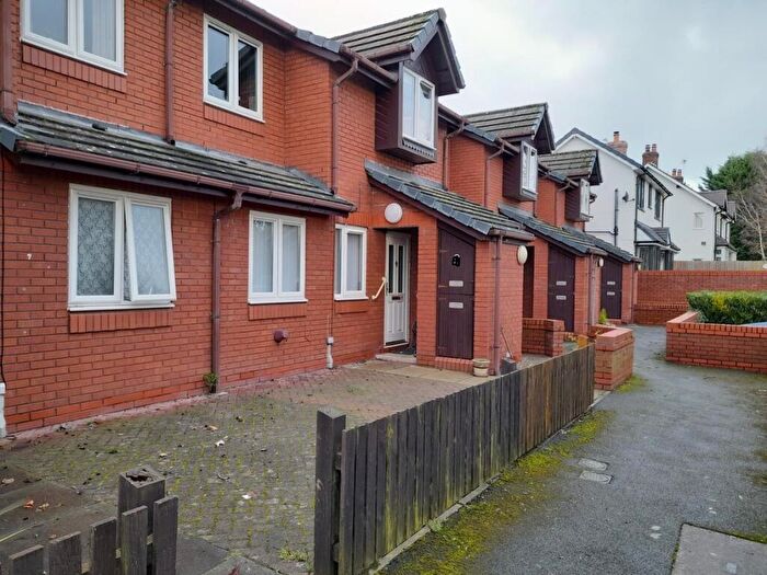 2 Bedroom Flat To Rent In Steeple Court, Bridge Street, Neston, South Wirral, CH64
