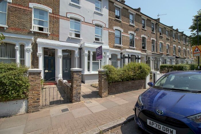 2 Bedroom Apartment To Rent In Romilly Road, Highbury, Haringey, Finsbury Park, Holloway, London, N4