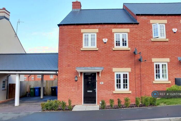 3 Bedroom Semi-Detached House To Rent In Sorrel Crescent, Wootton, Northampton, NN4