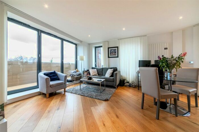 1 Bedroom Flat To Rent In Riverdale House, Molesworth Street, London, SE13